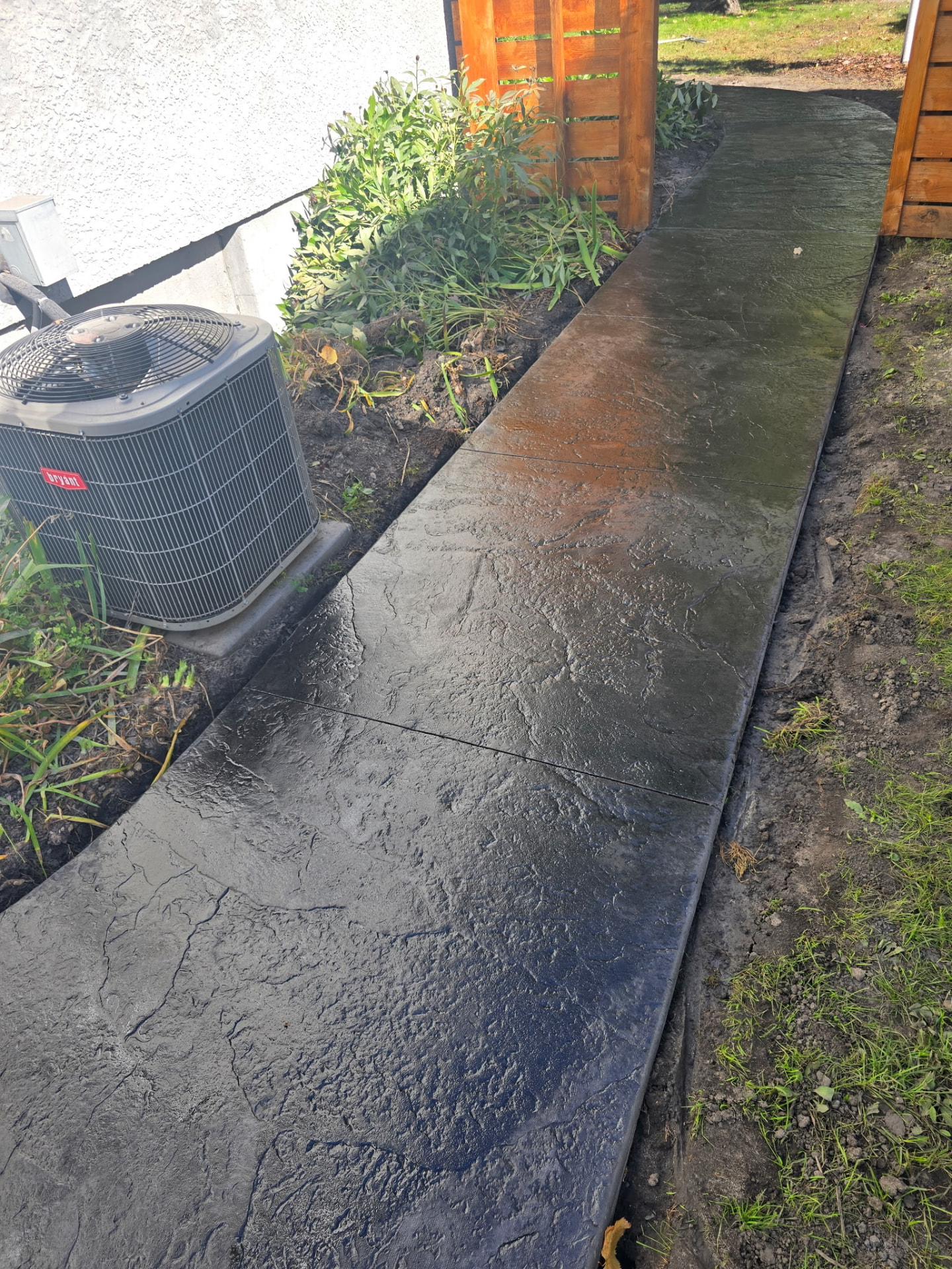 Curved stamped walkway